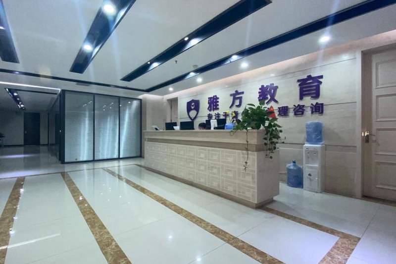 郑州教育咨询：专业服务与沟通艺术
